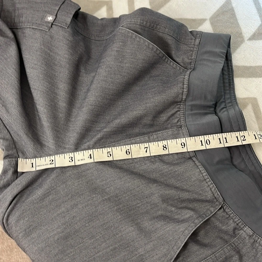 FIGS Axim Cargo‎ Pant Graphite Grey size Small Medical Scrubs